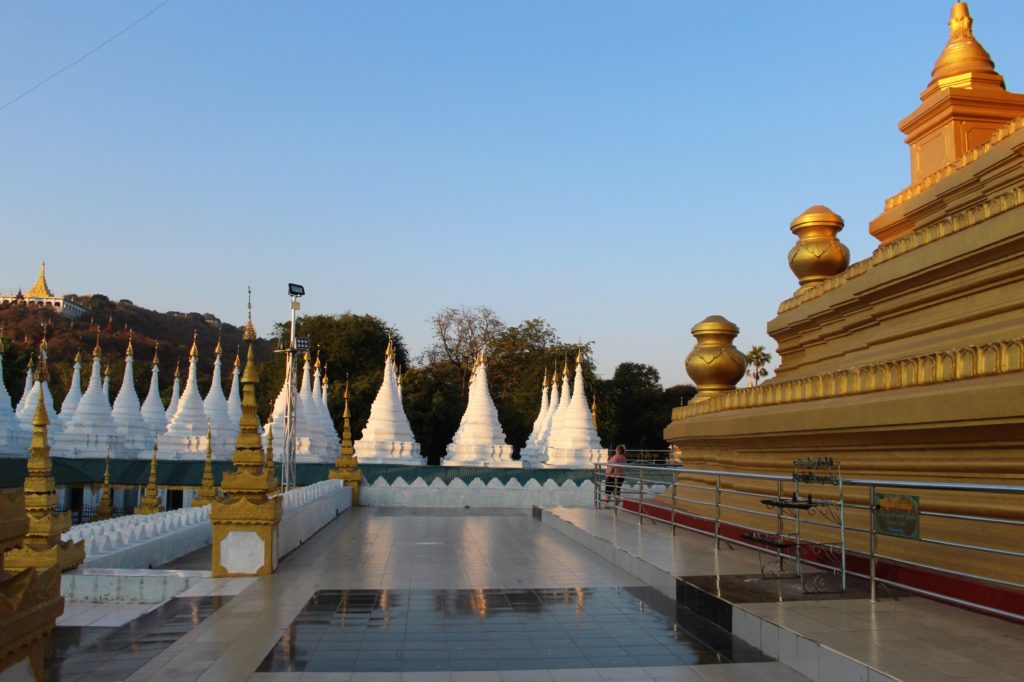 Visitar la ciudad de Mandalay - pagoda