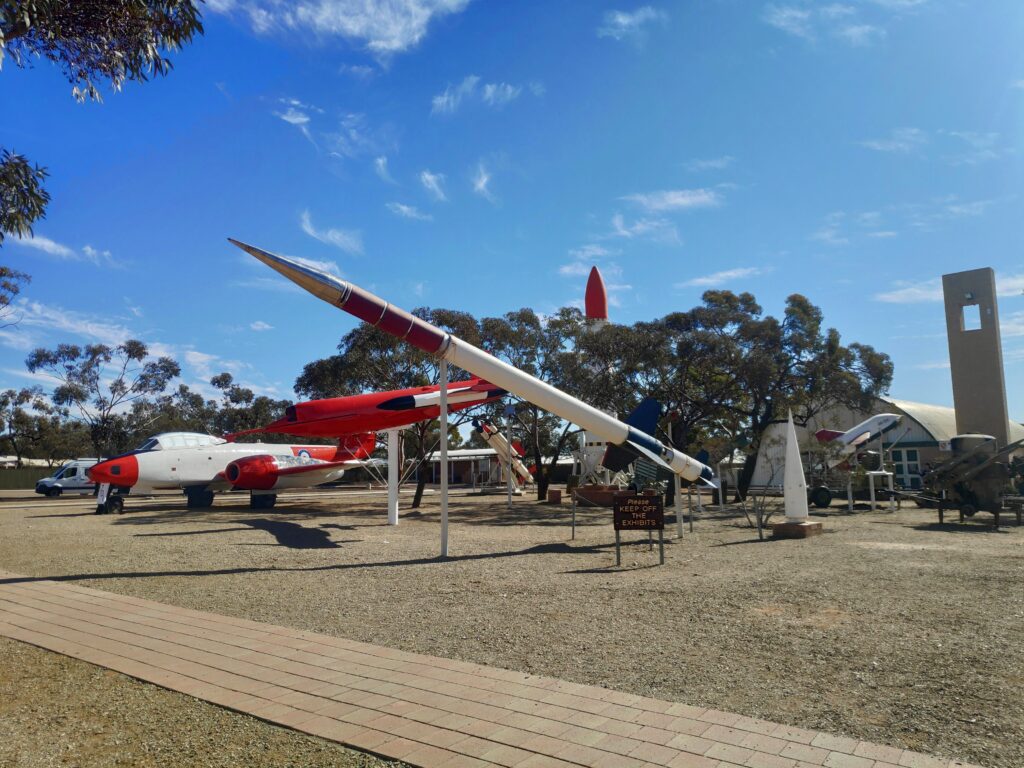 Cohetes en Woomera - De Melbourne a Uluru